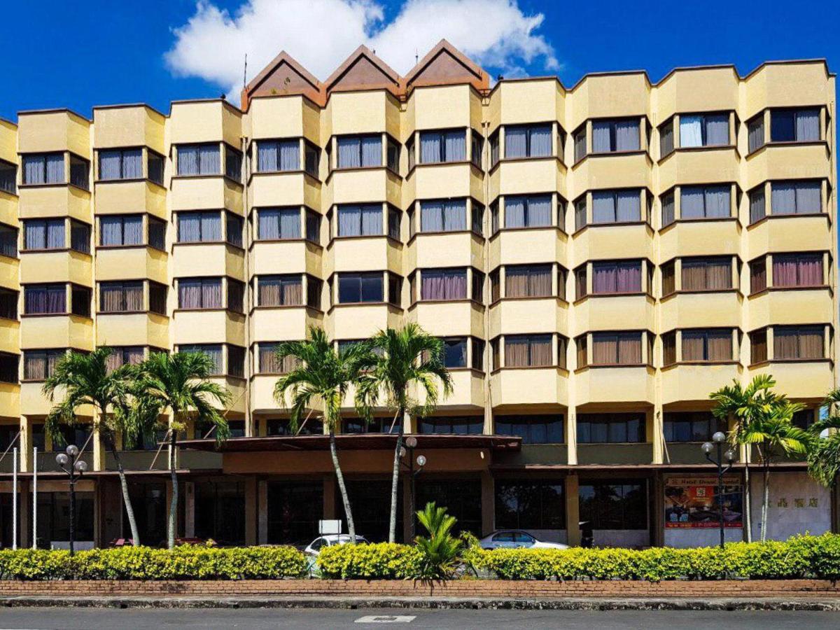 Hotel Grand Crystal Alor Setar Exterior foto