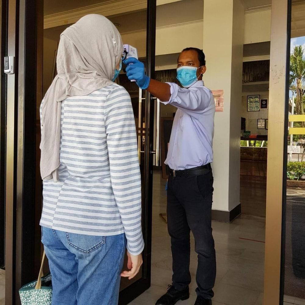 Hotel Grand Crystal Alor Setar Exterior foto
